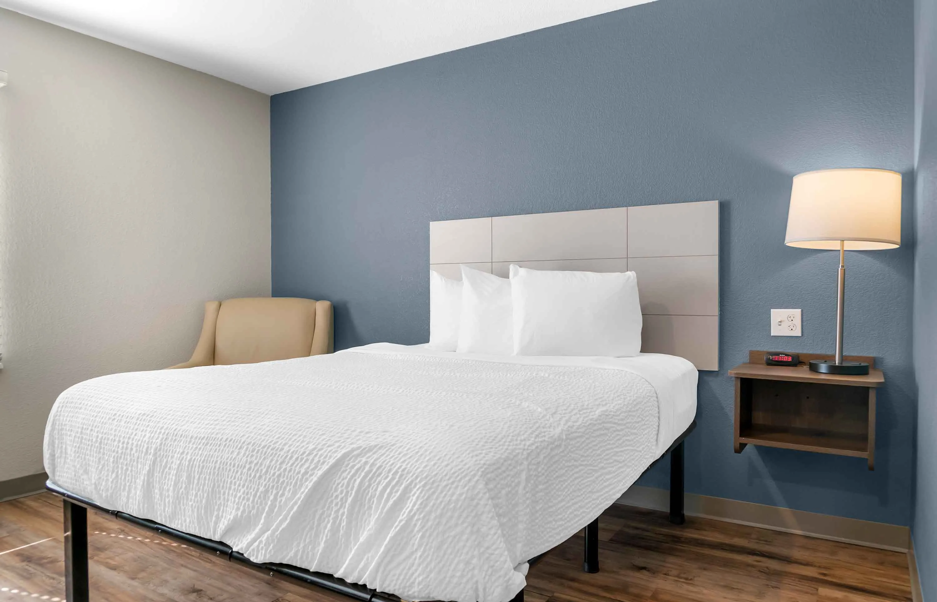 Studio Suite - 1 Queen Bed