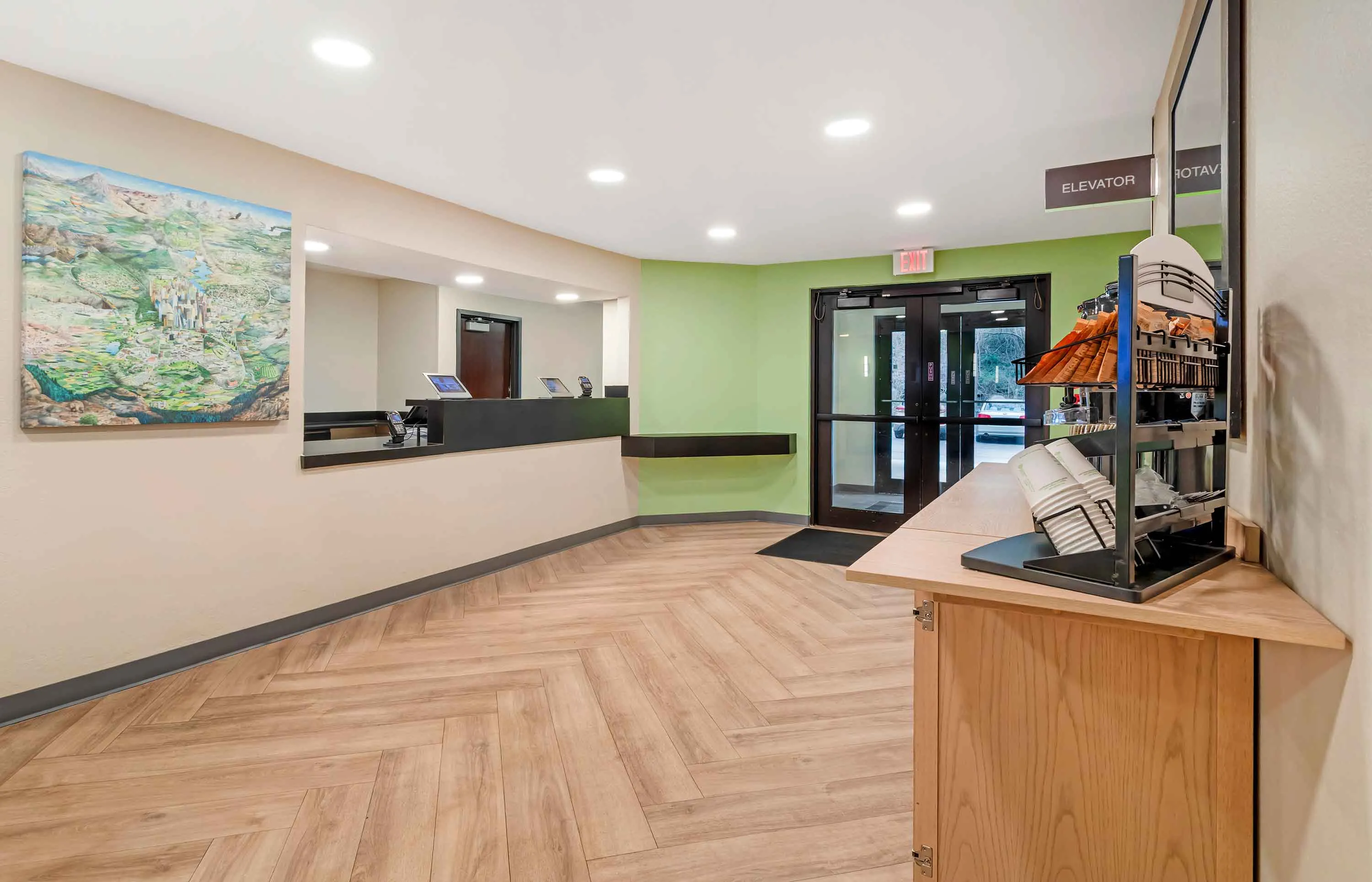 Lobby and Guest Check-in