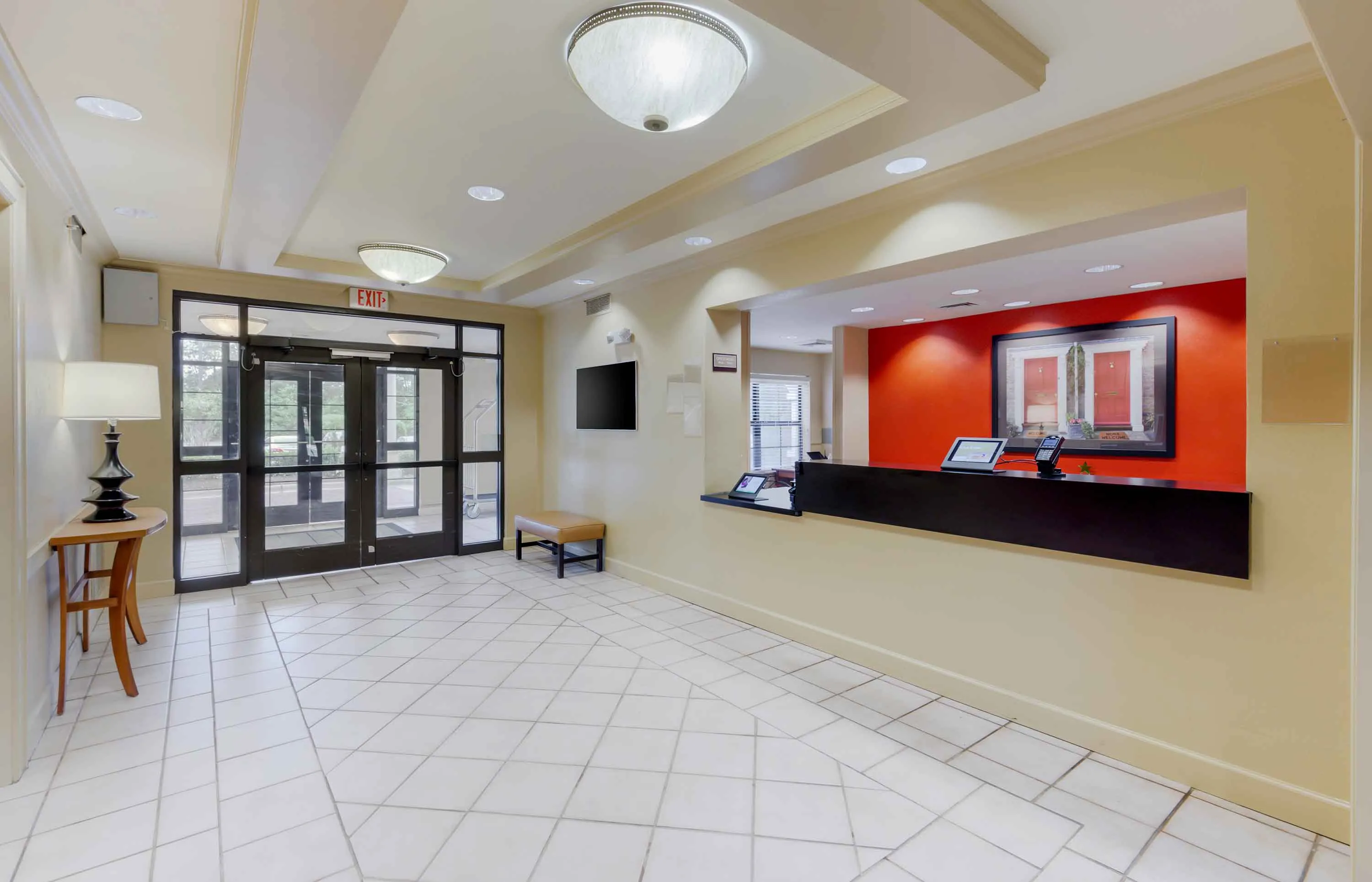 Lobby and Guest Check-in