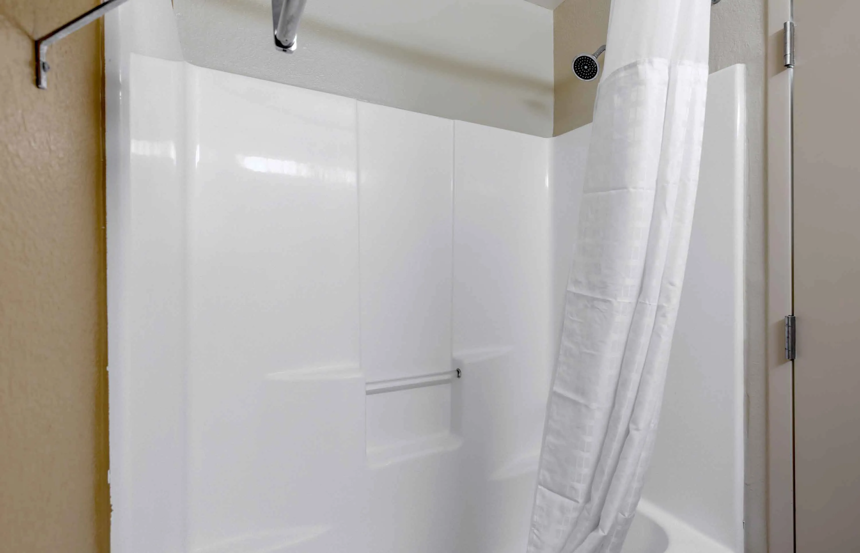 Studio Suite - 2 Queen Beds