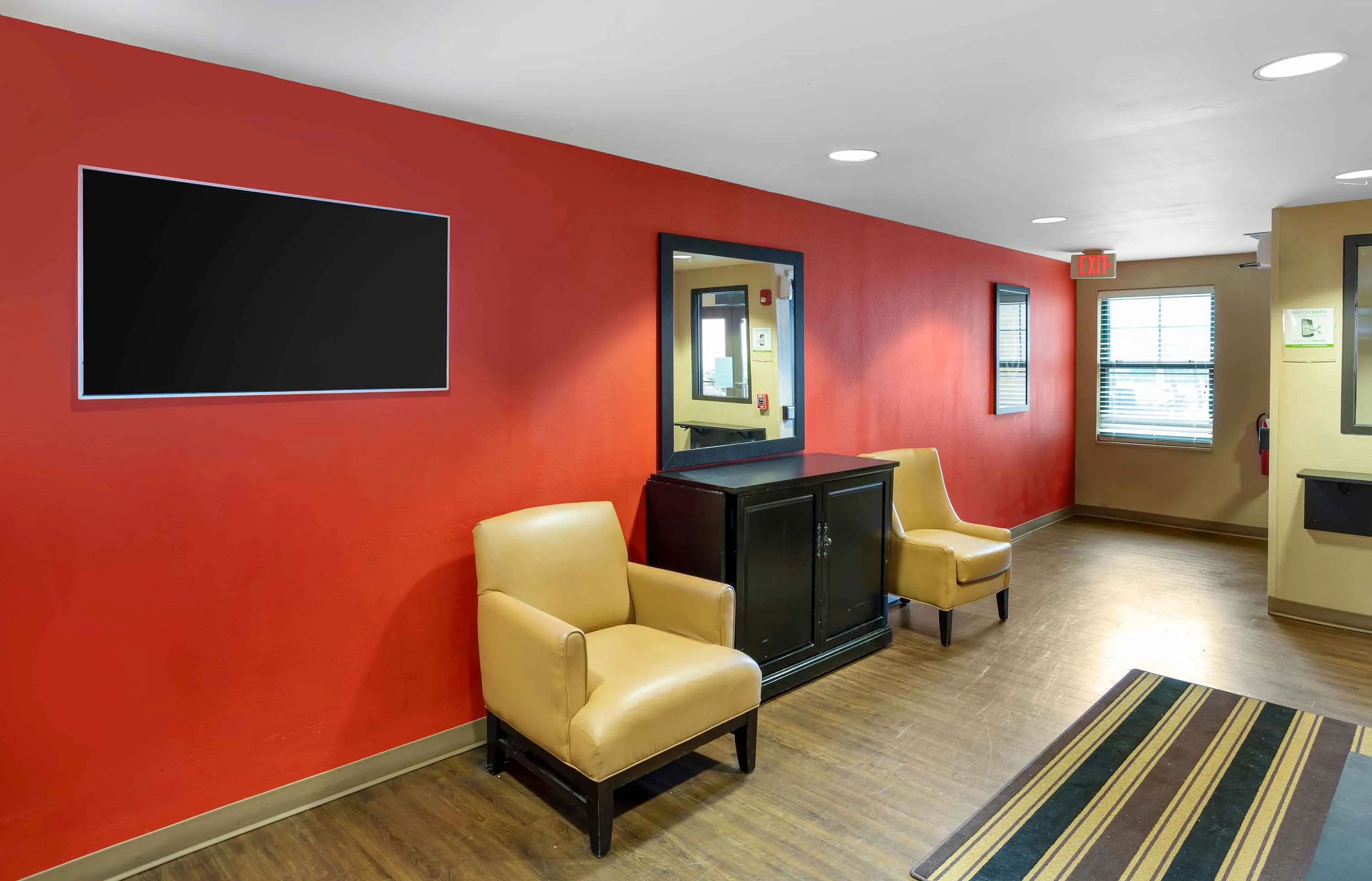 Lobby and Guest Check-in