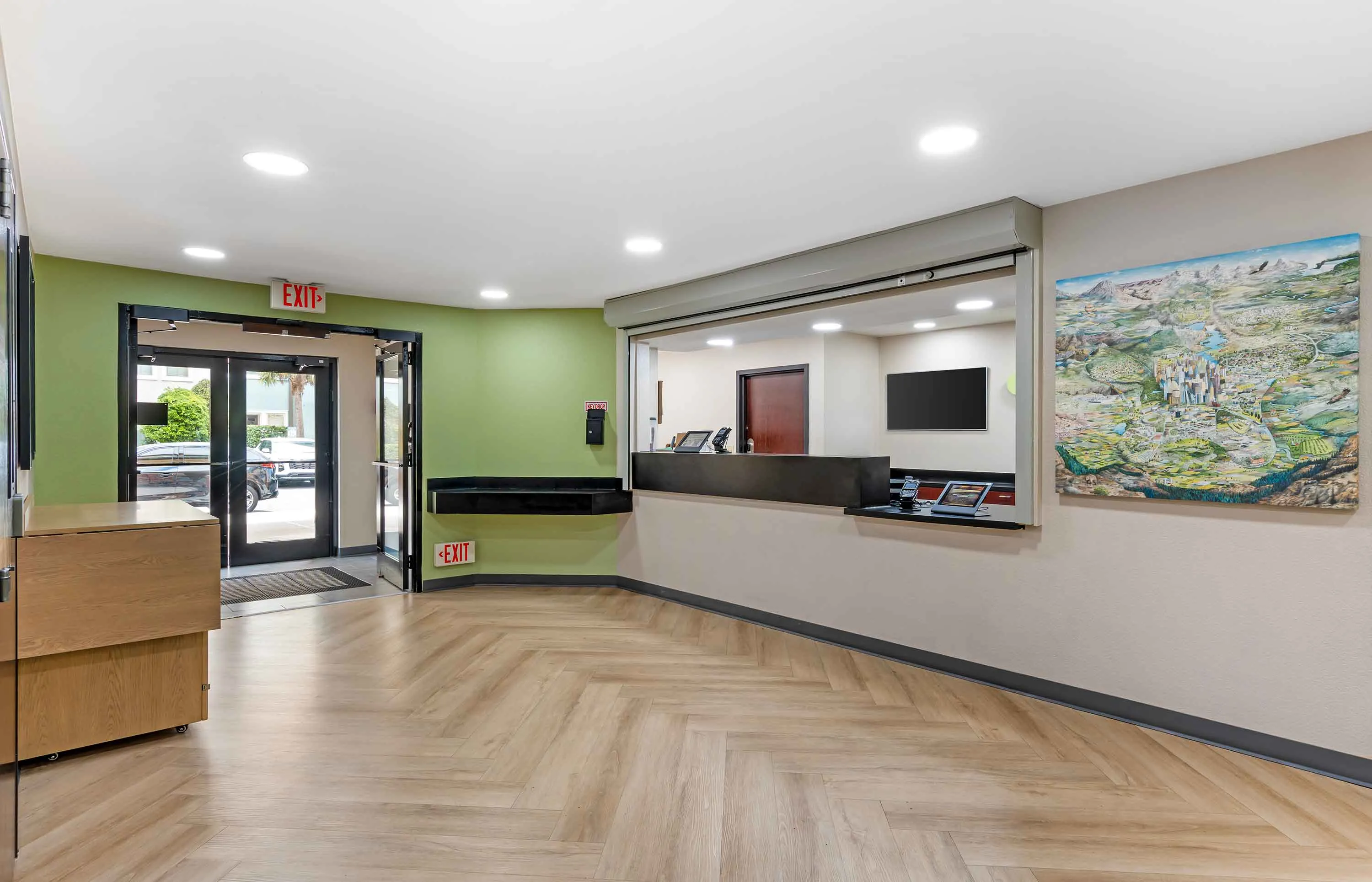 Lobby and Guest Check-in