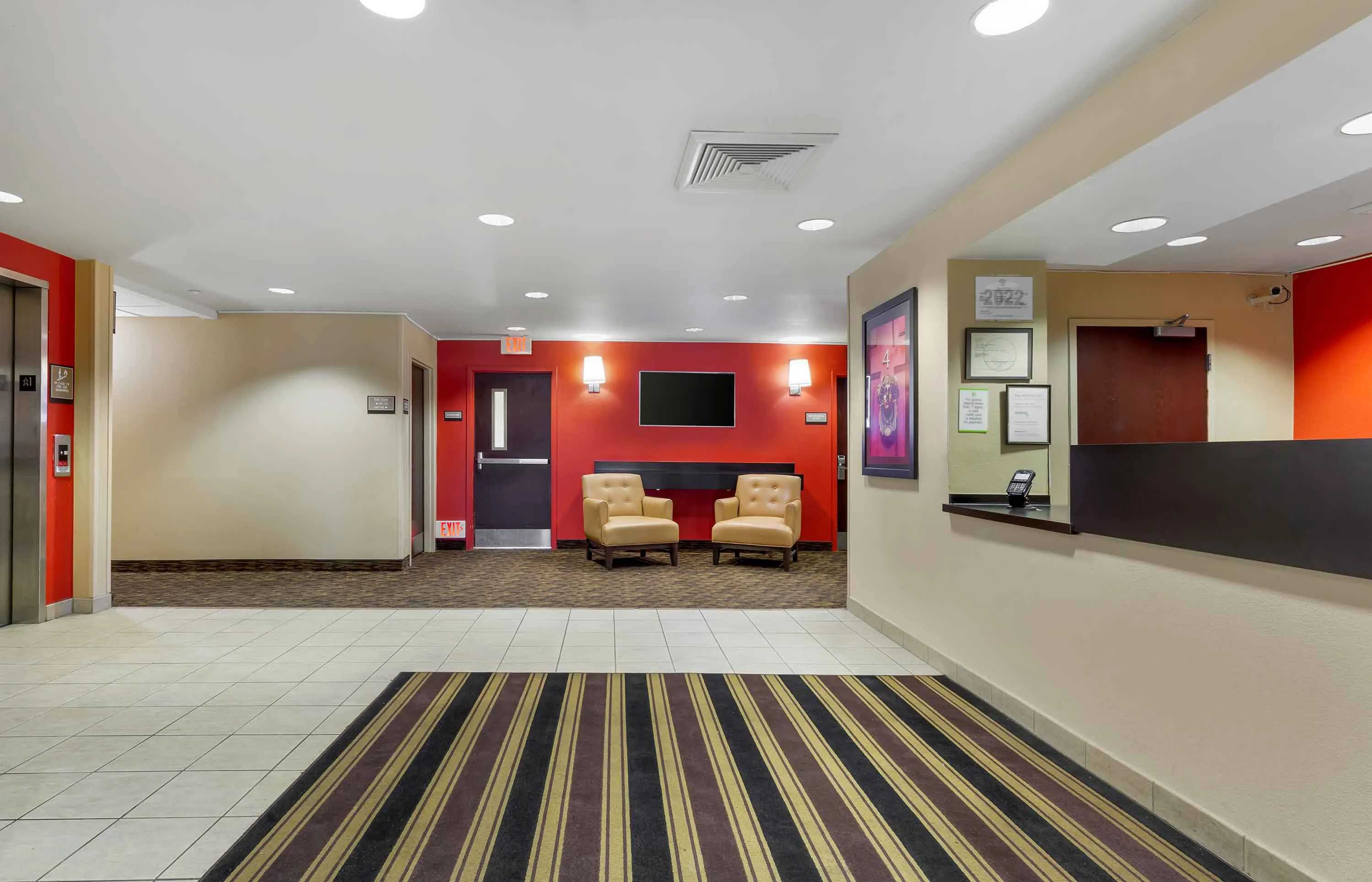 Lobby and Guest Check-in