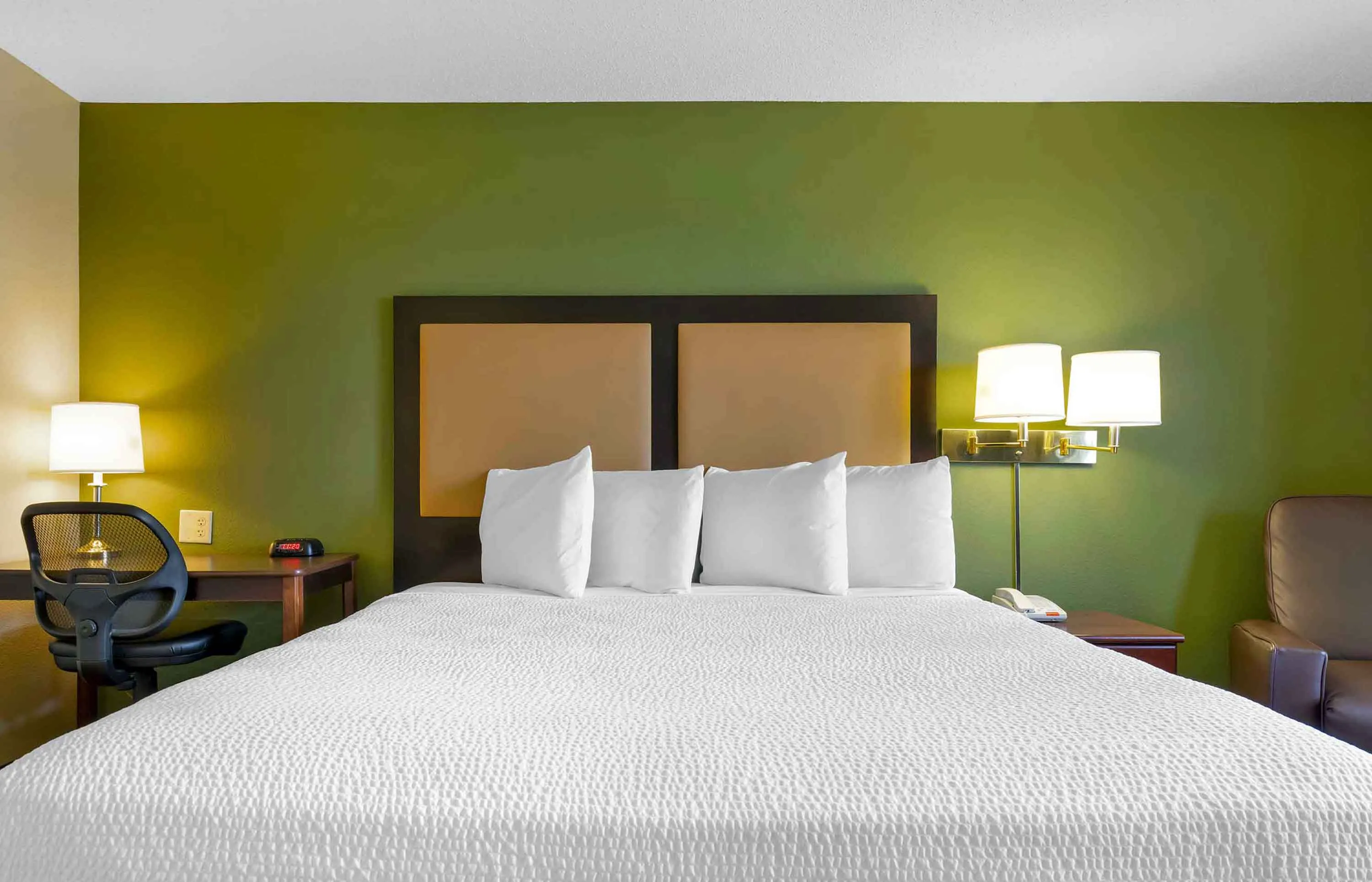 Executive Suite - 1 King Bed