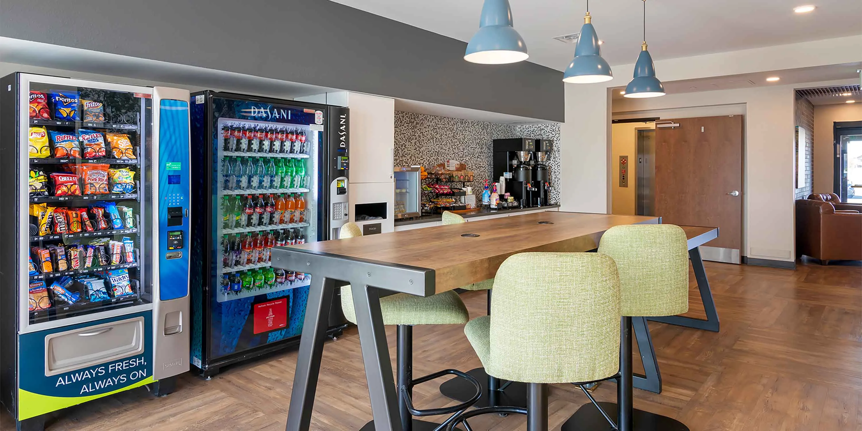 Breakfast Room