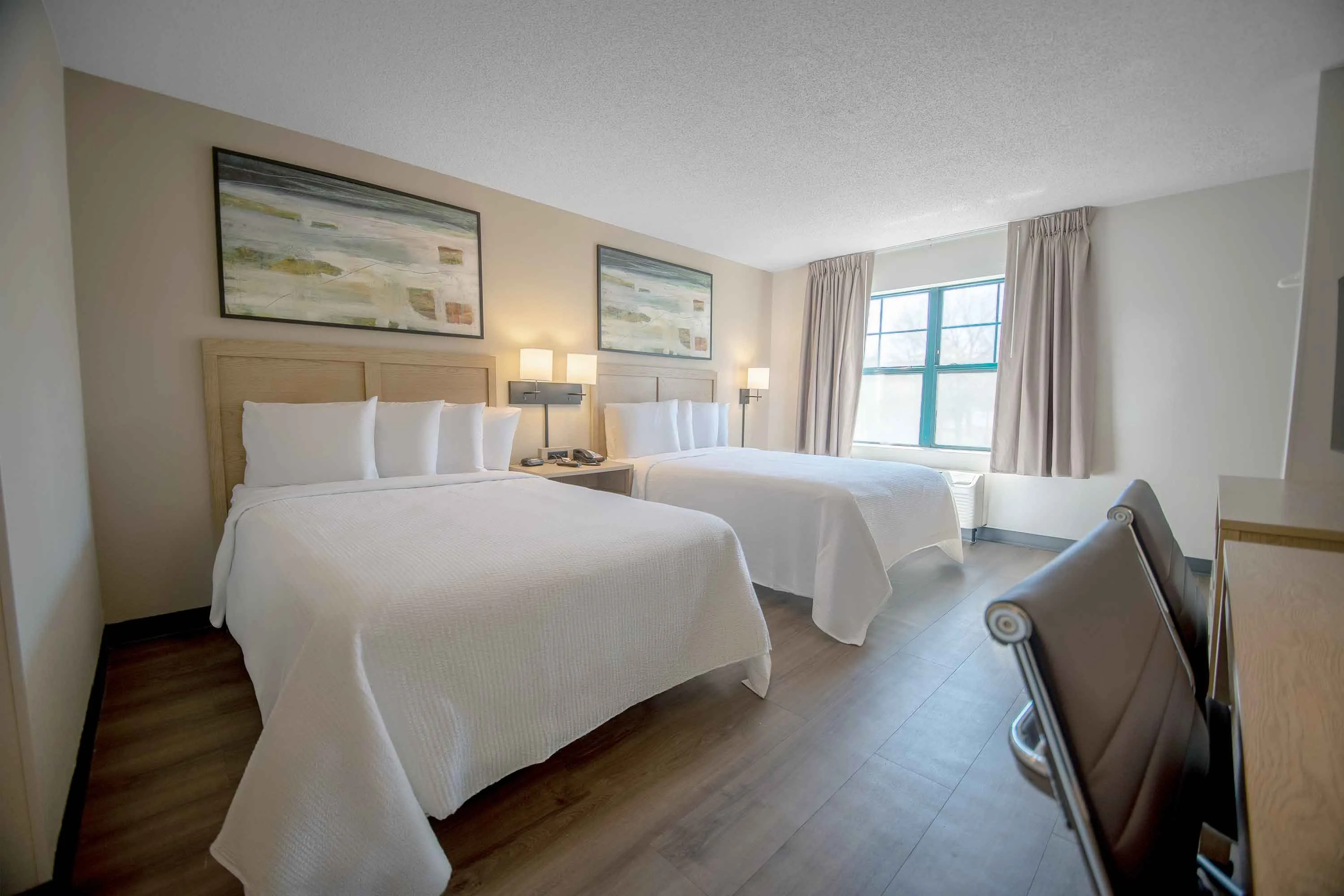 Studio Suite - 2 Full Beds