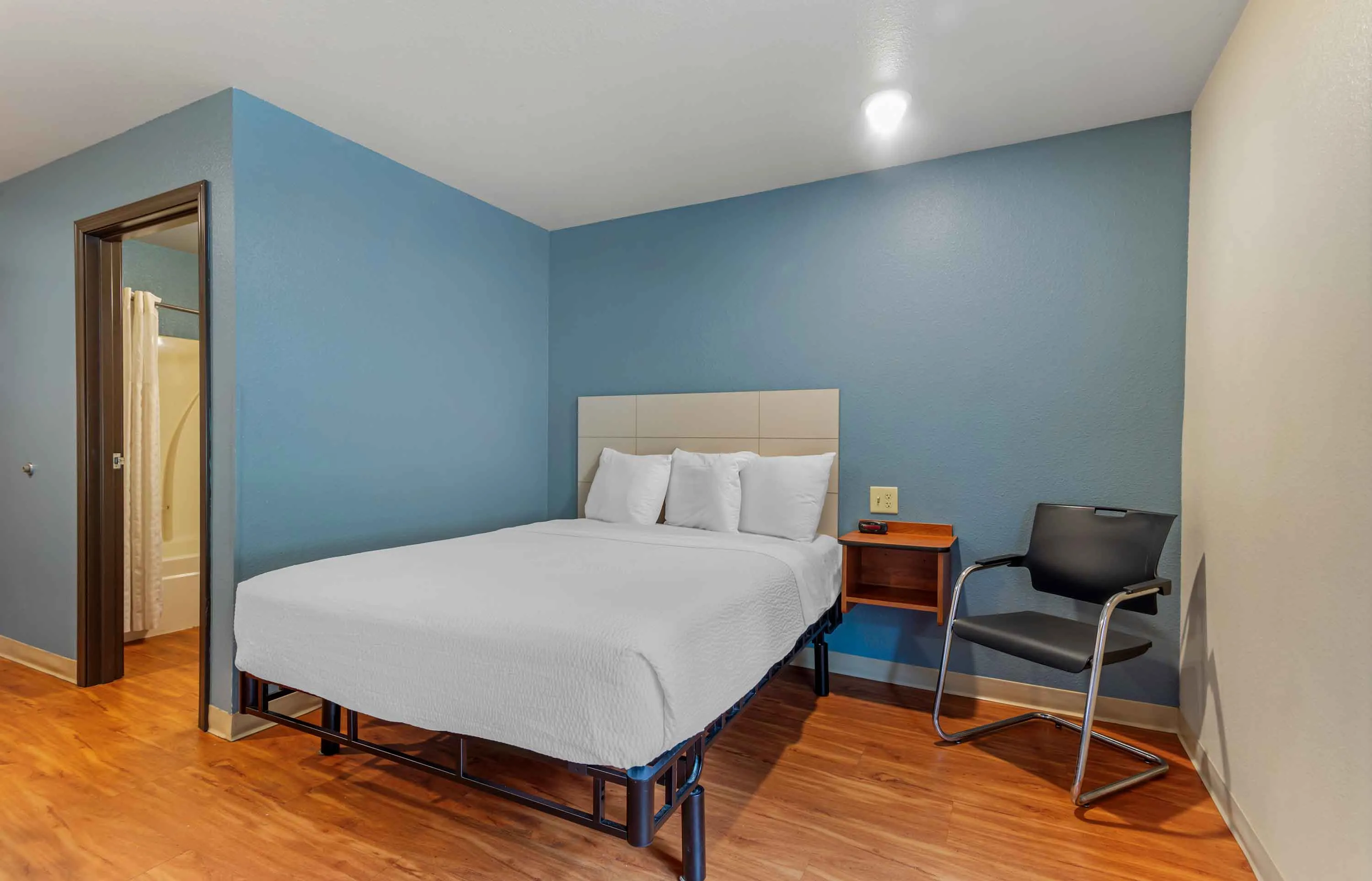 Studio Suite - 1 Queen Bed