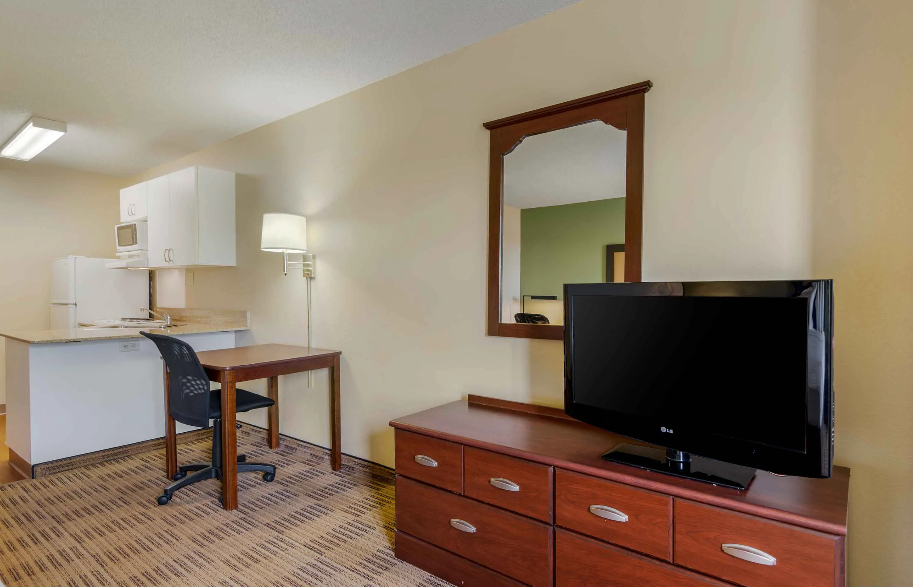 Studio Suite - 1 King Bed