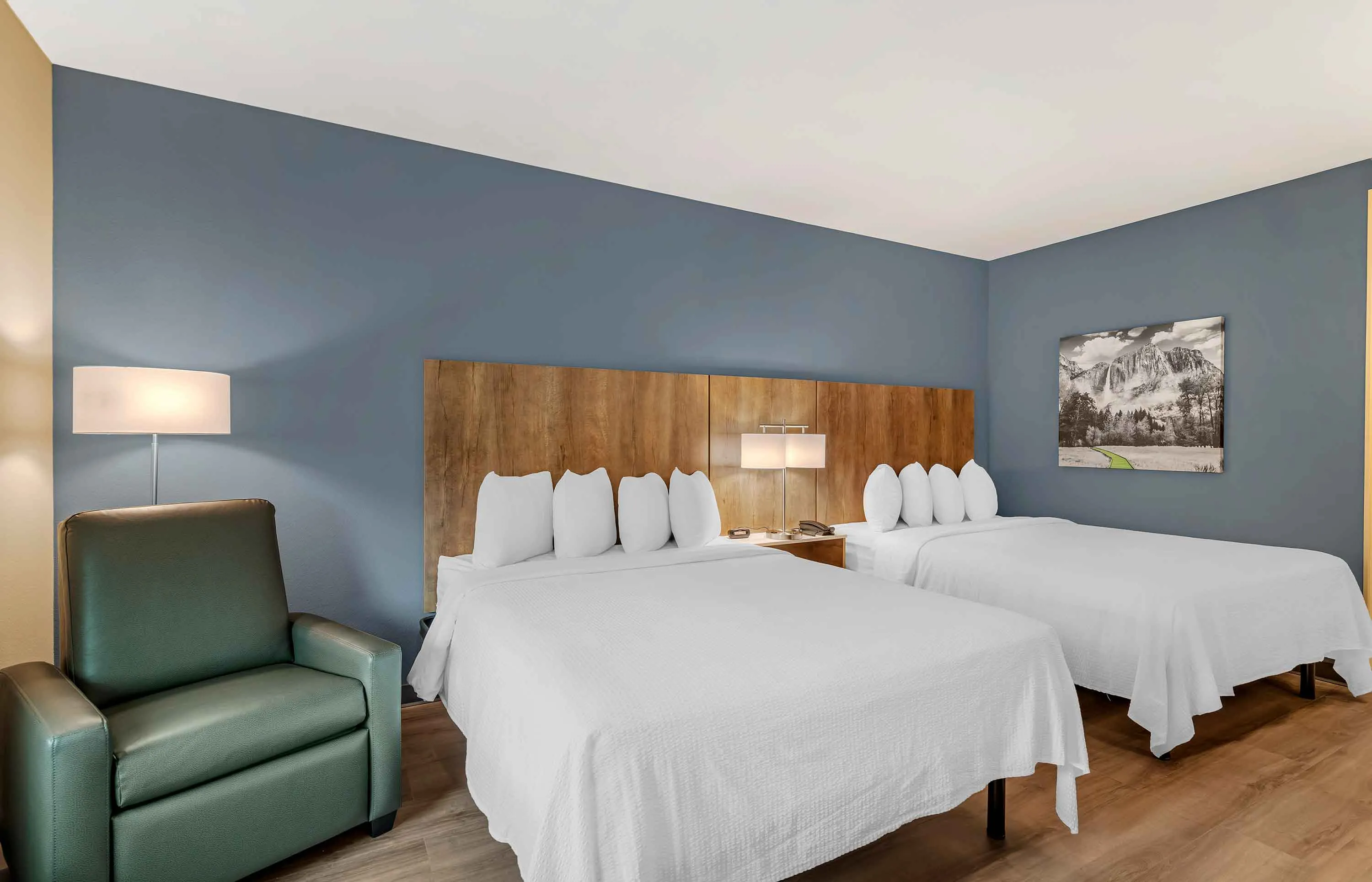 Studio Suite - 2 Queen Beds