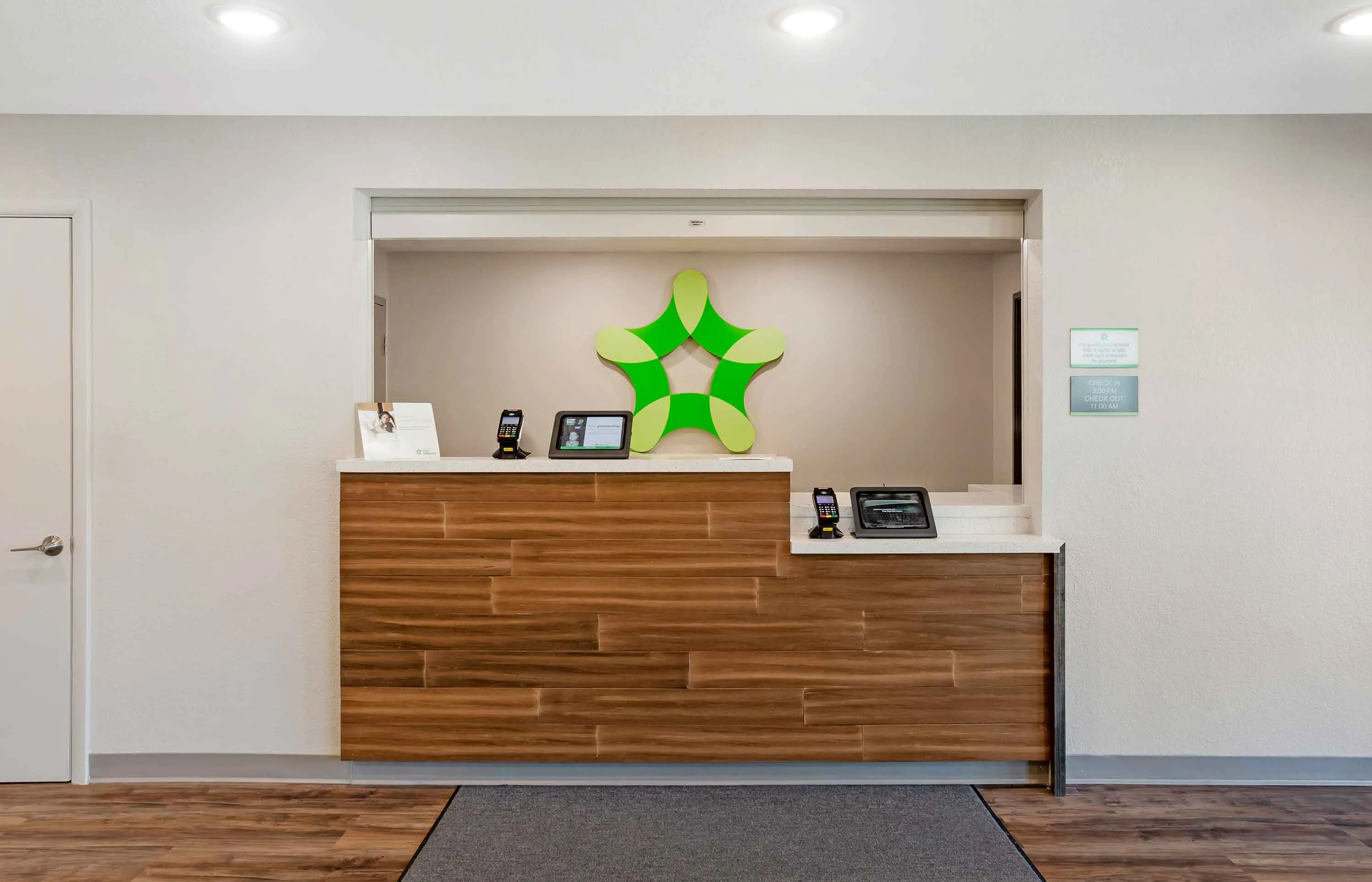 Lobby and Guest Check-in