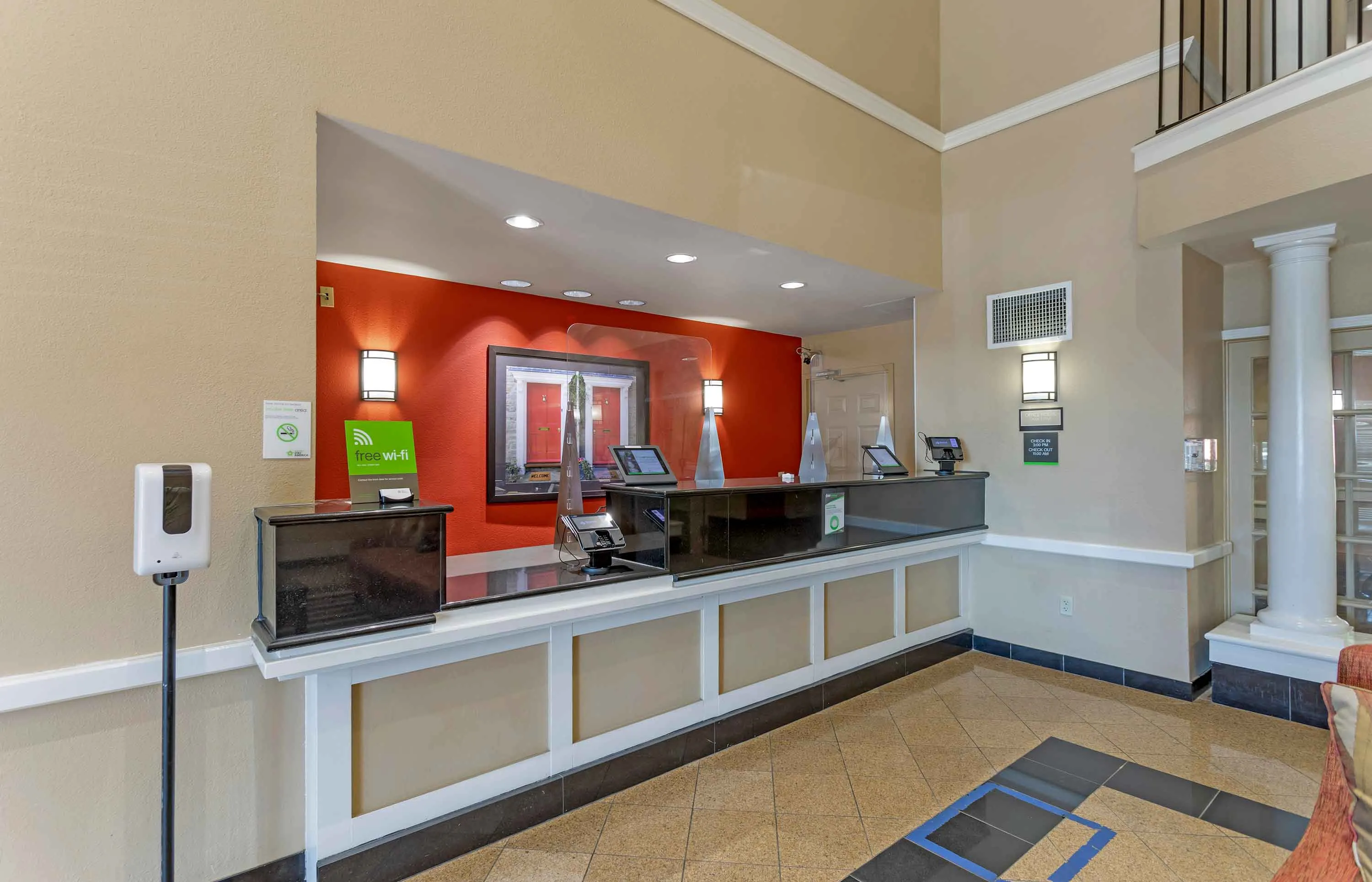 Lobby and Guest Check-in