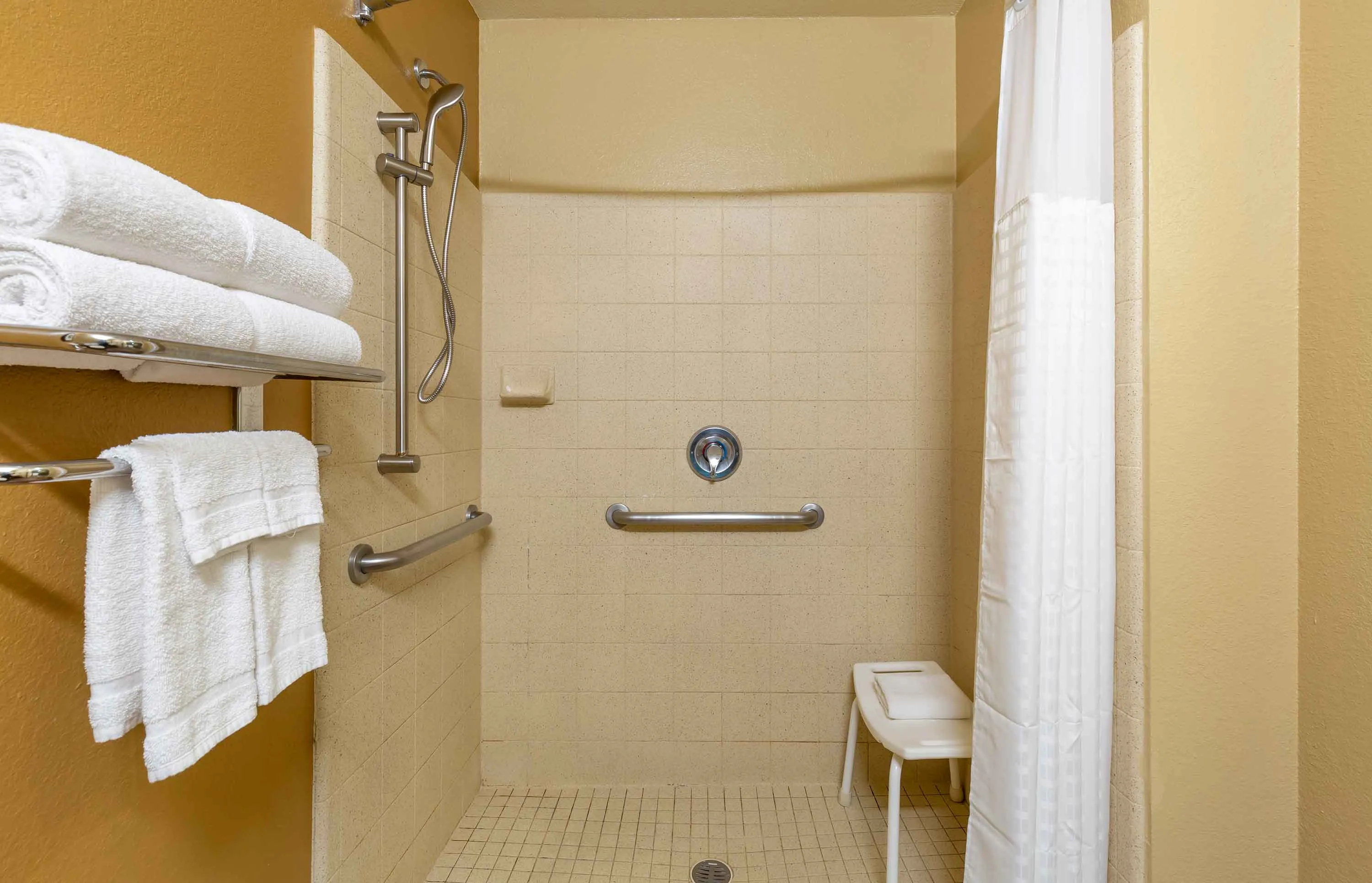 Studio Suite - 1 King Bed