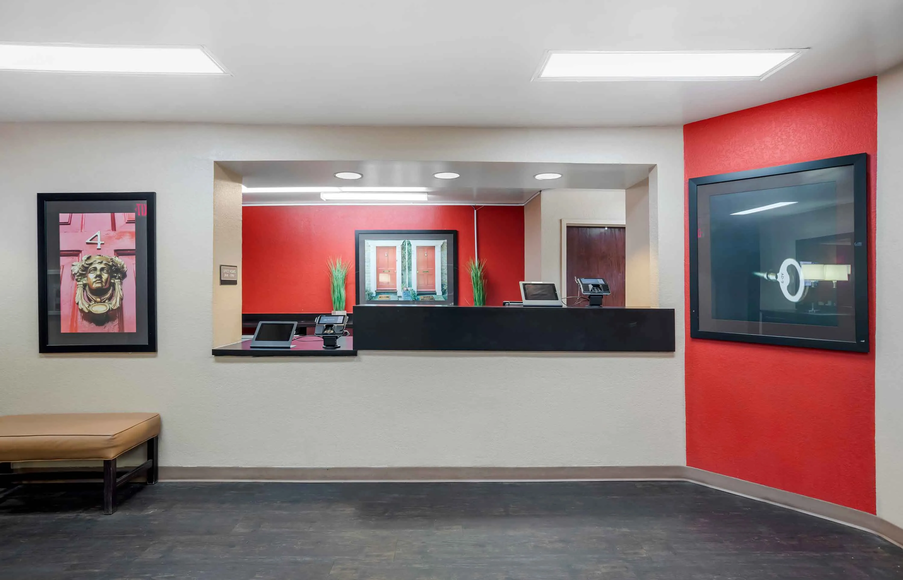 Lobby and Guest Check-in