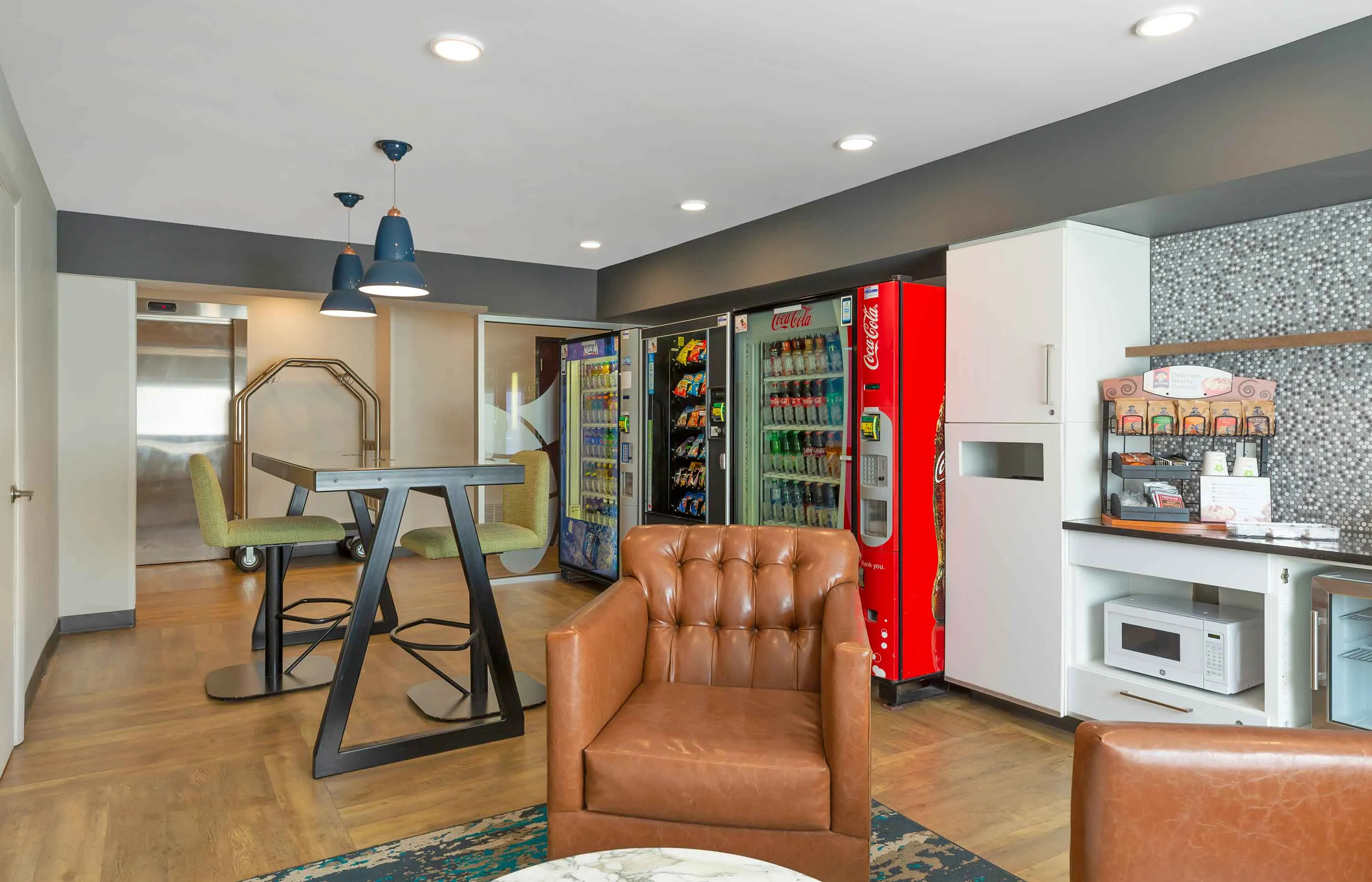 Lobby and Guest Check-in