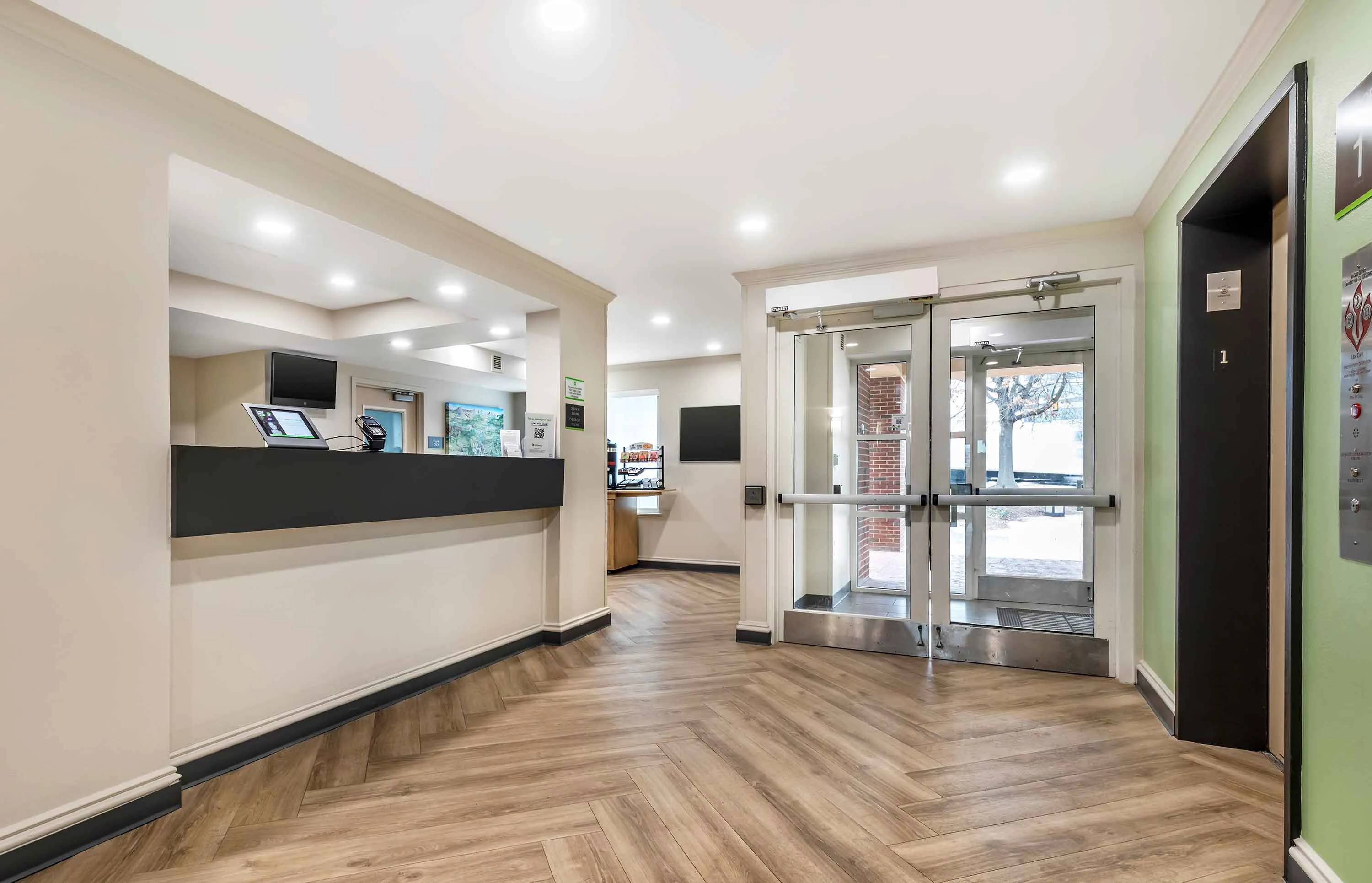 Lobby and Guest Check-in