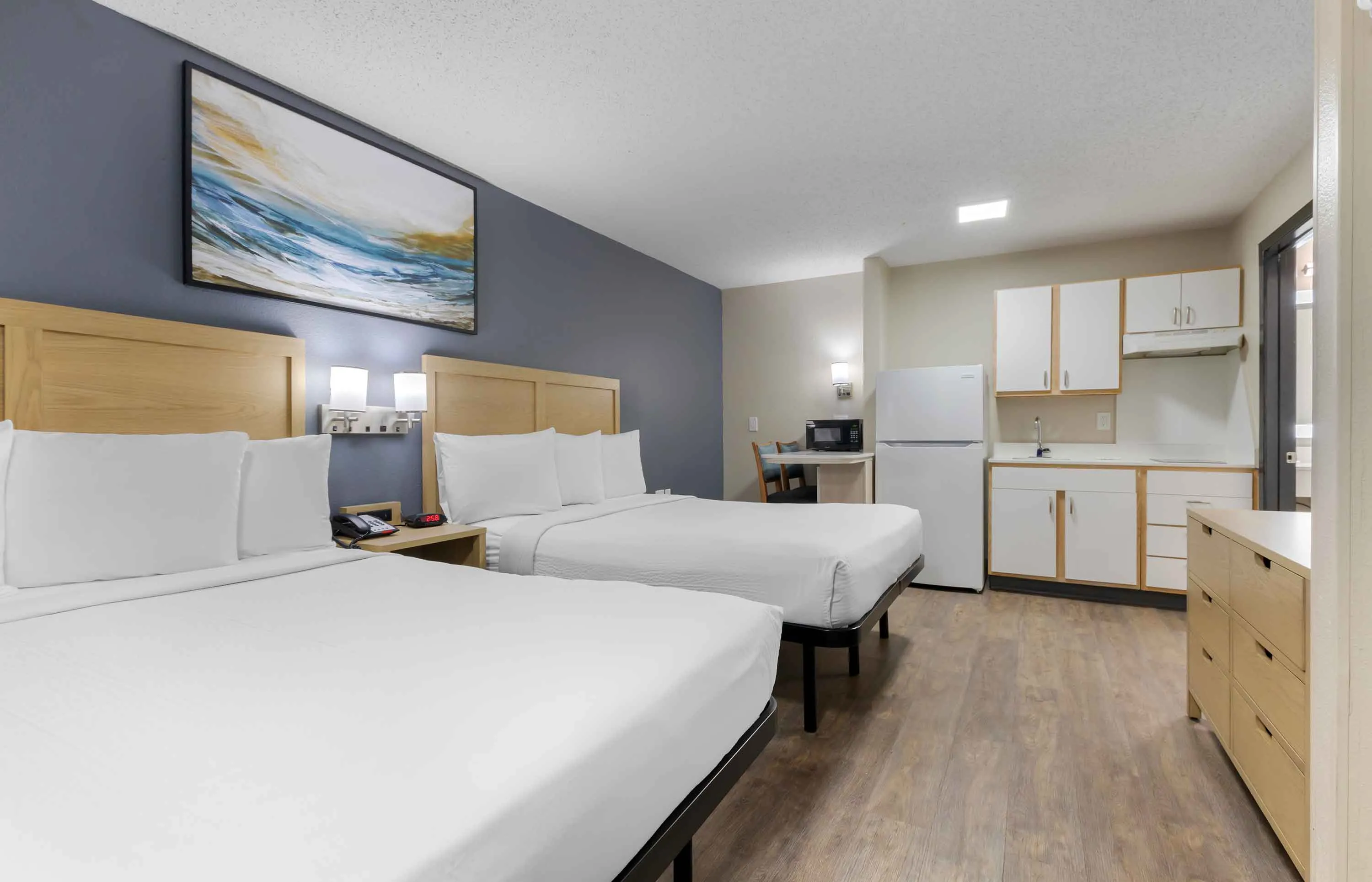 Studio Suite - 2 Full Beds