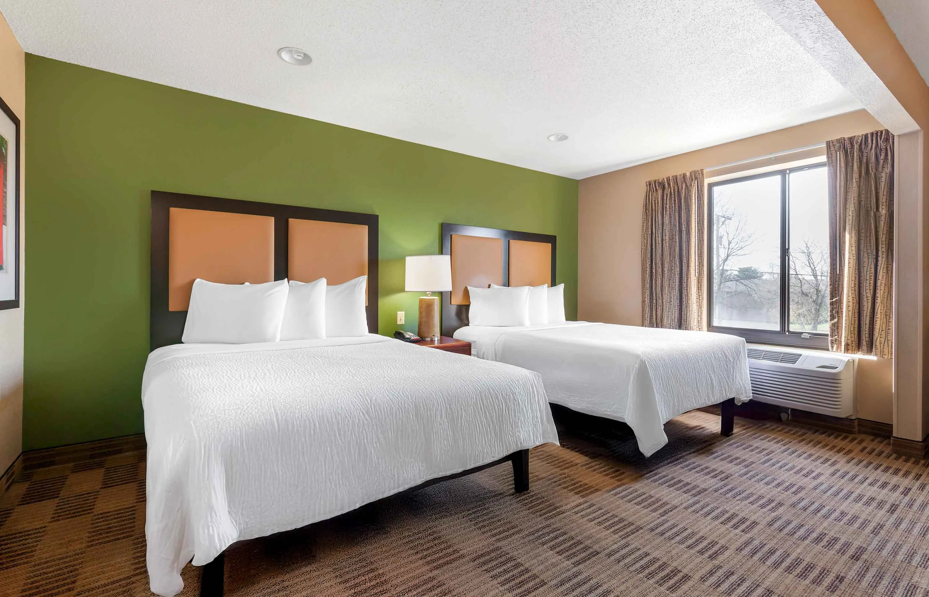 1 Bedroom Suite - 2 Queen Beds
