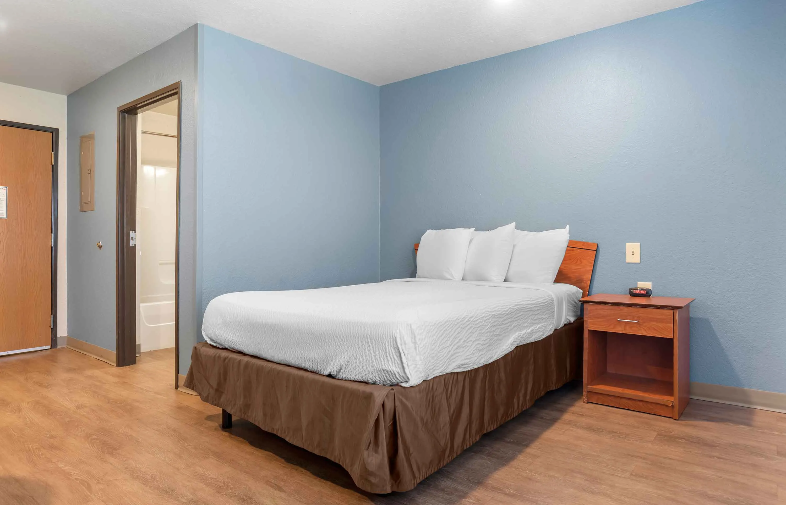 Studio Suite - 1 Full Bed