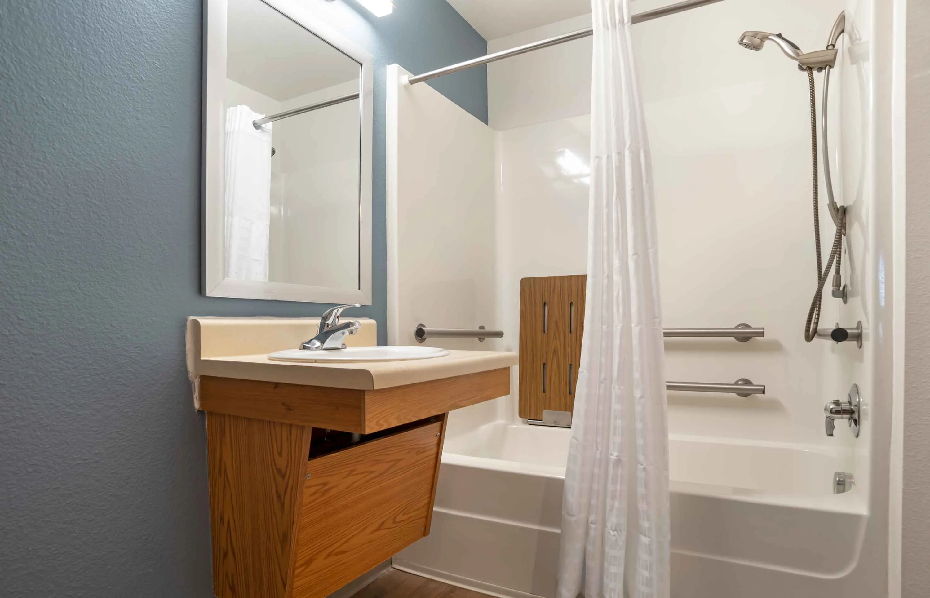 Studio Suite - 2 Queen Beds