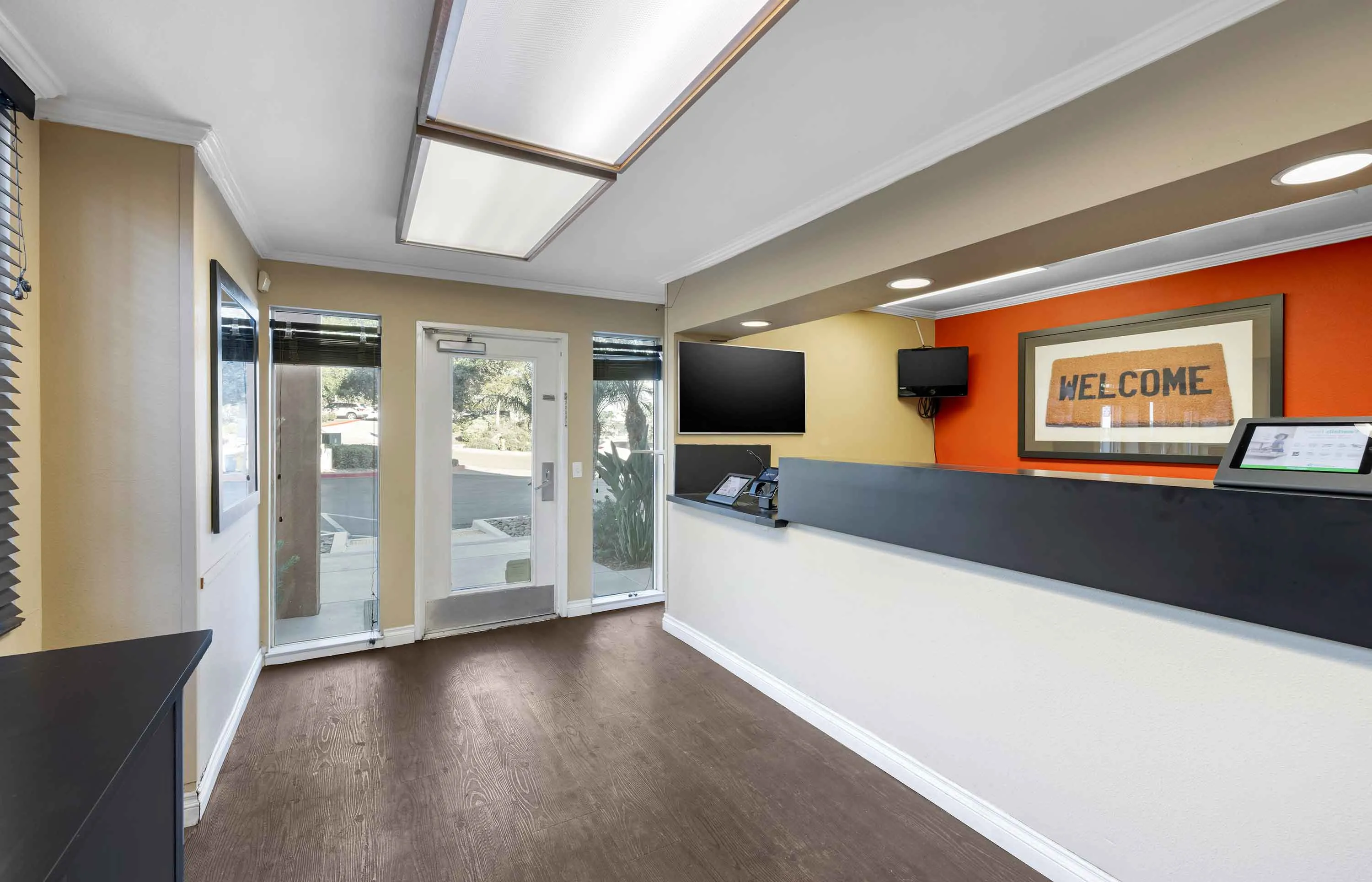 Lobby and Guest Check-in