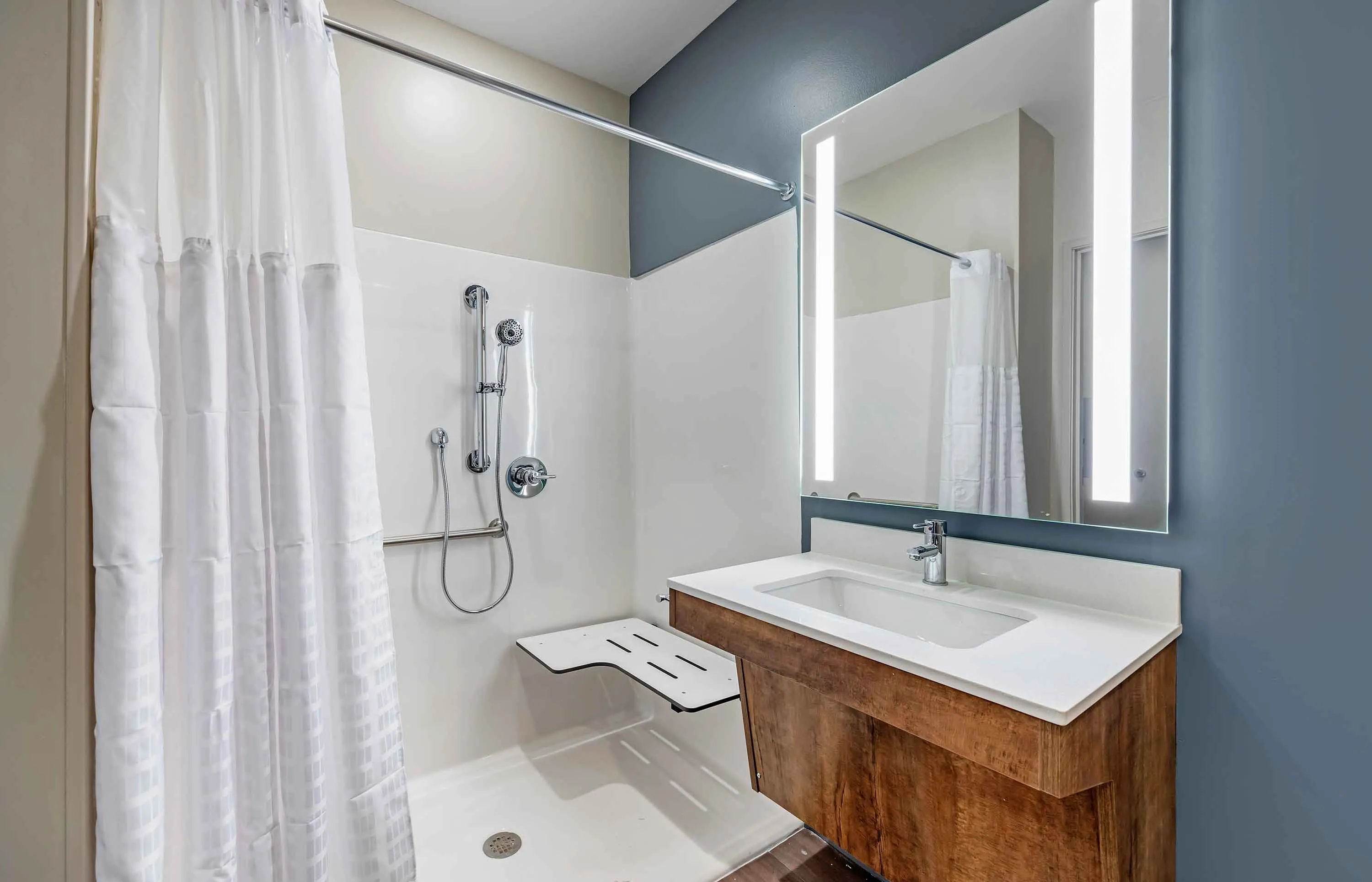 Studio Suite - 2 Queen Beds