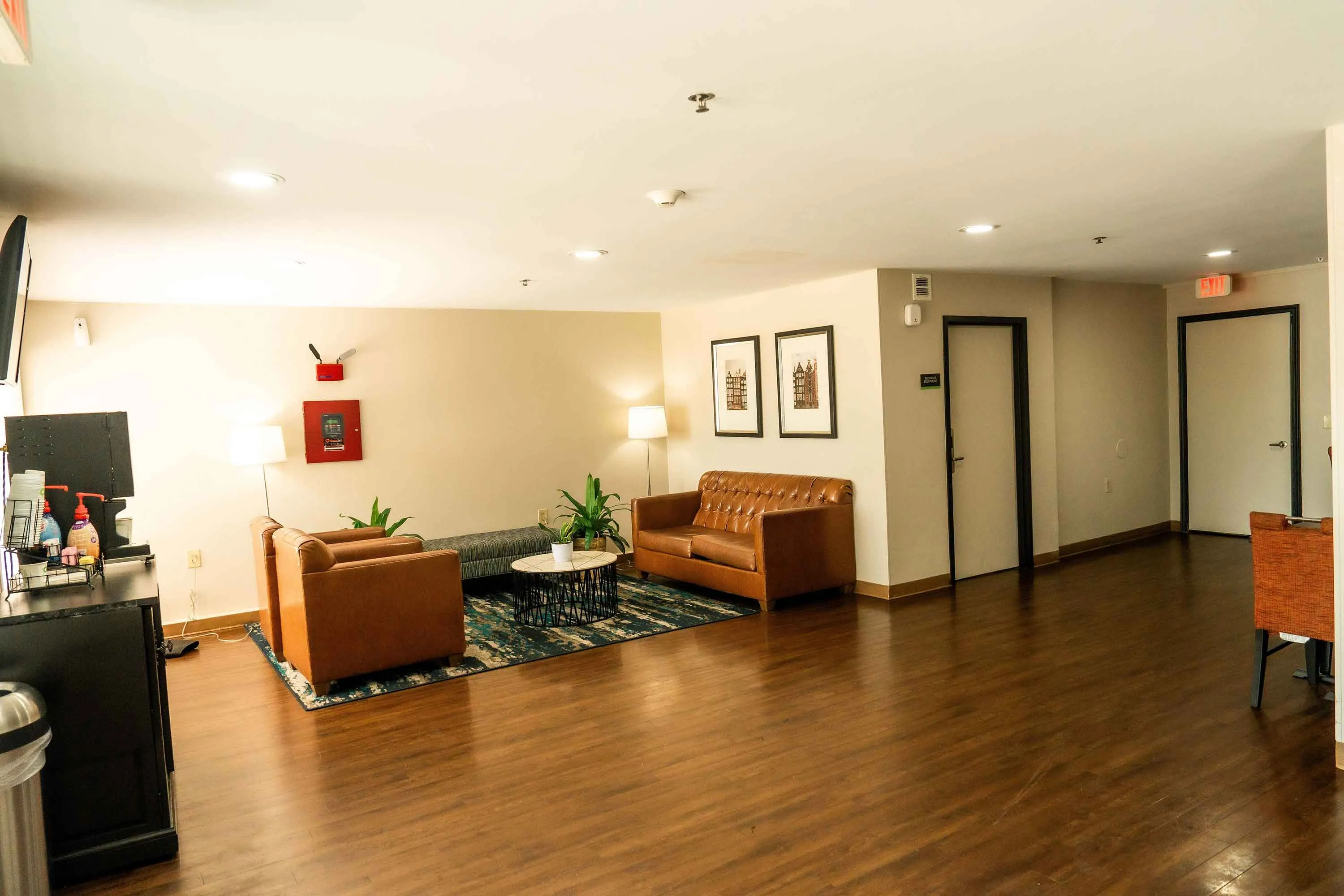 Lobby and Guest Check-in