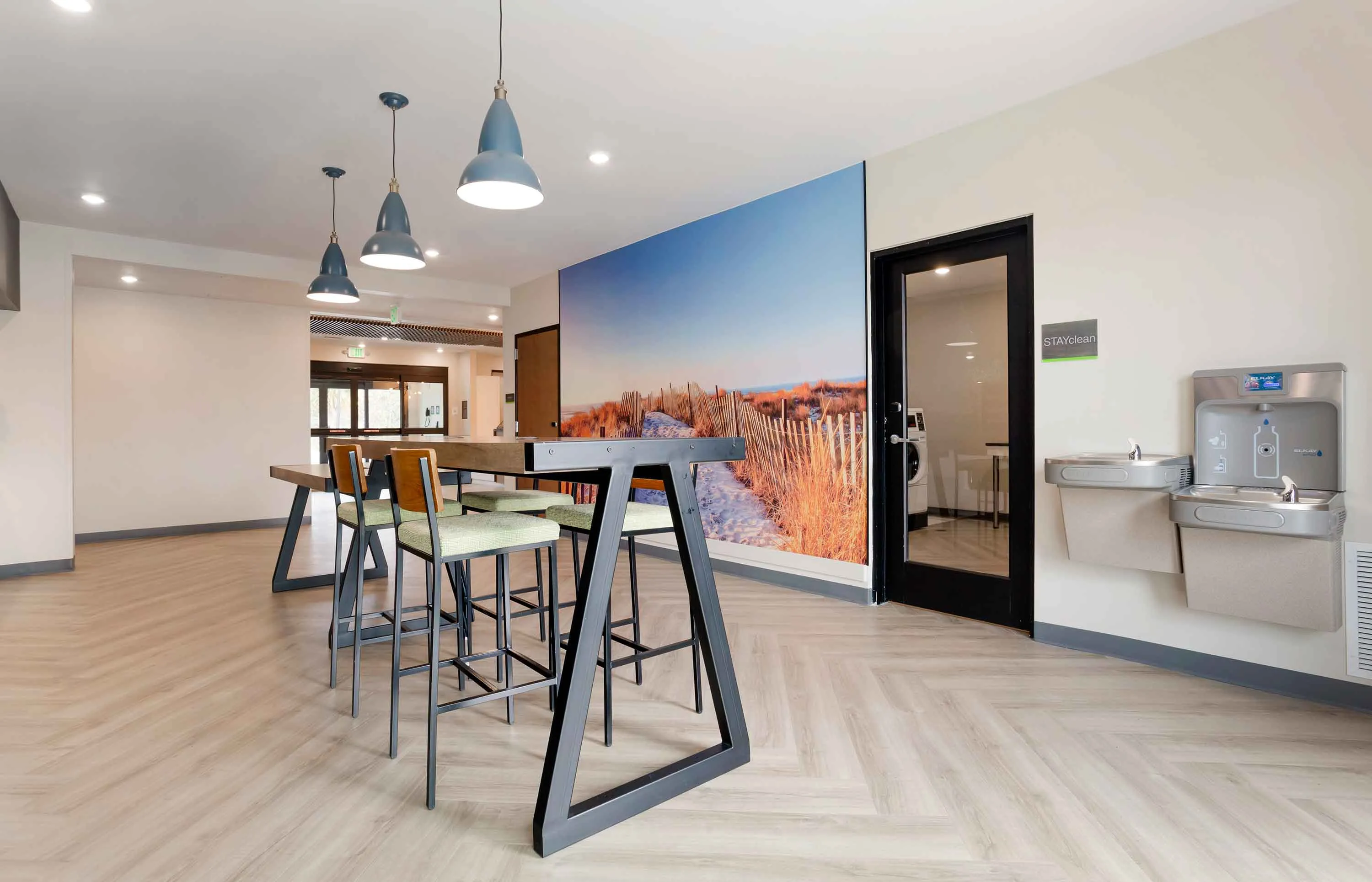 Breakfast Room