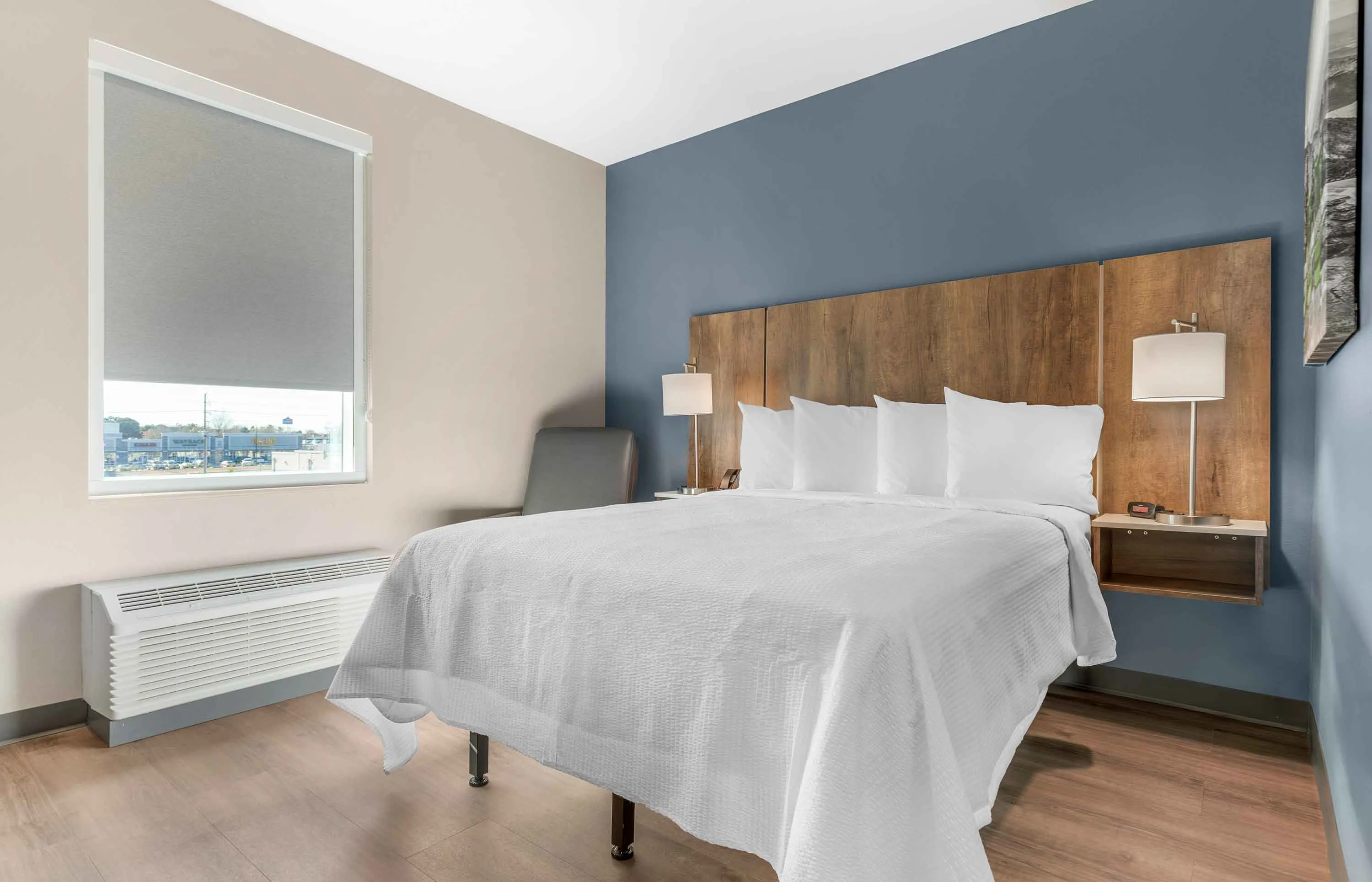 Studio Suite - 1 Queen Bed