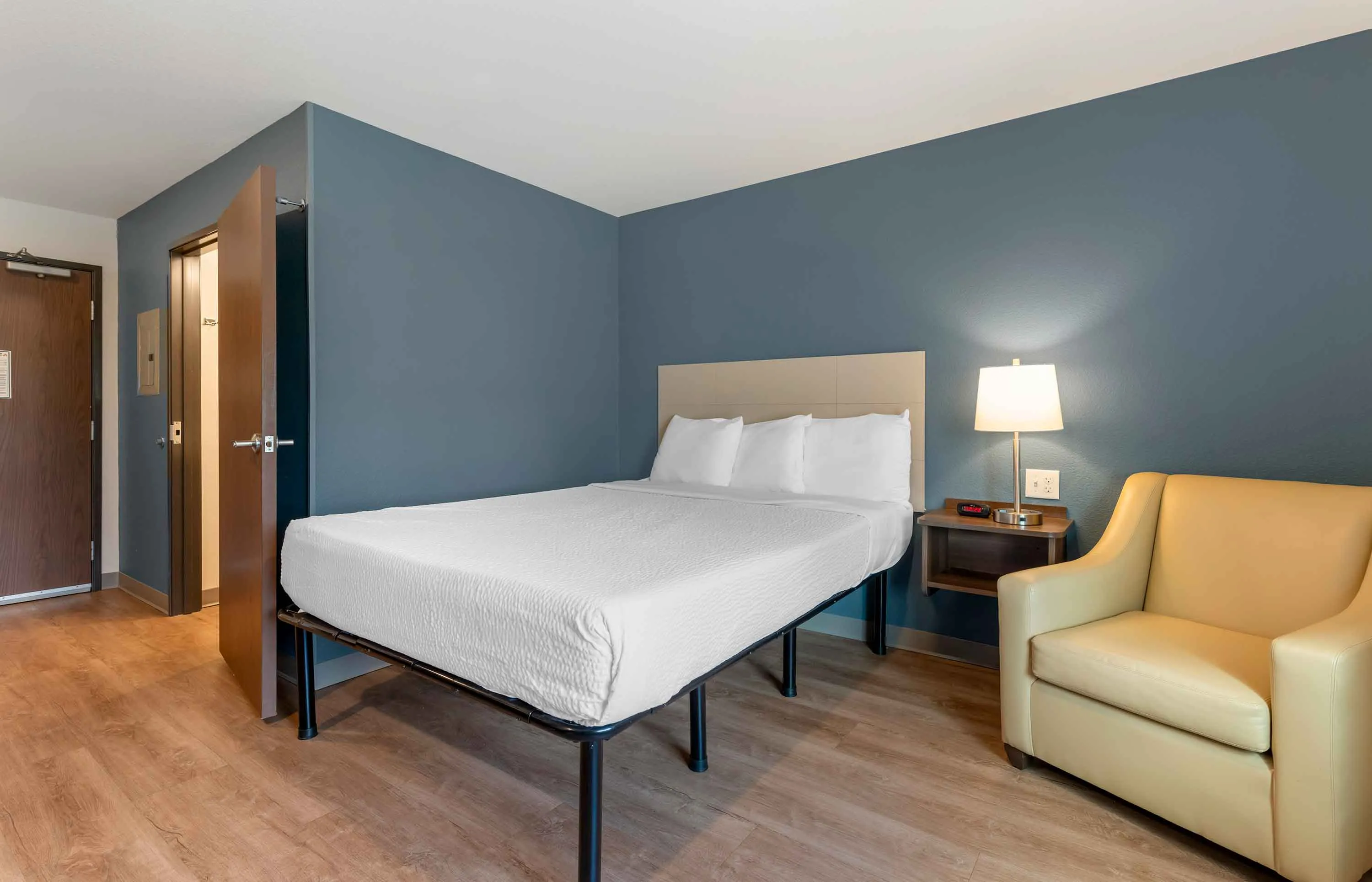 Studio Suite - 1 Queen Bed
