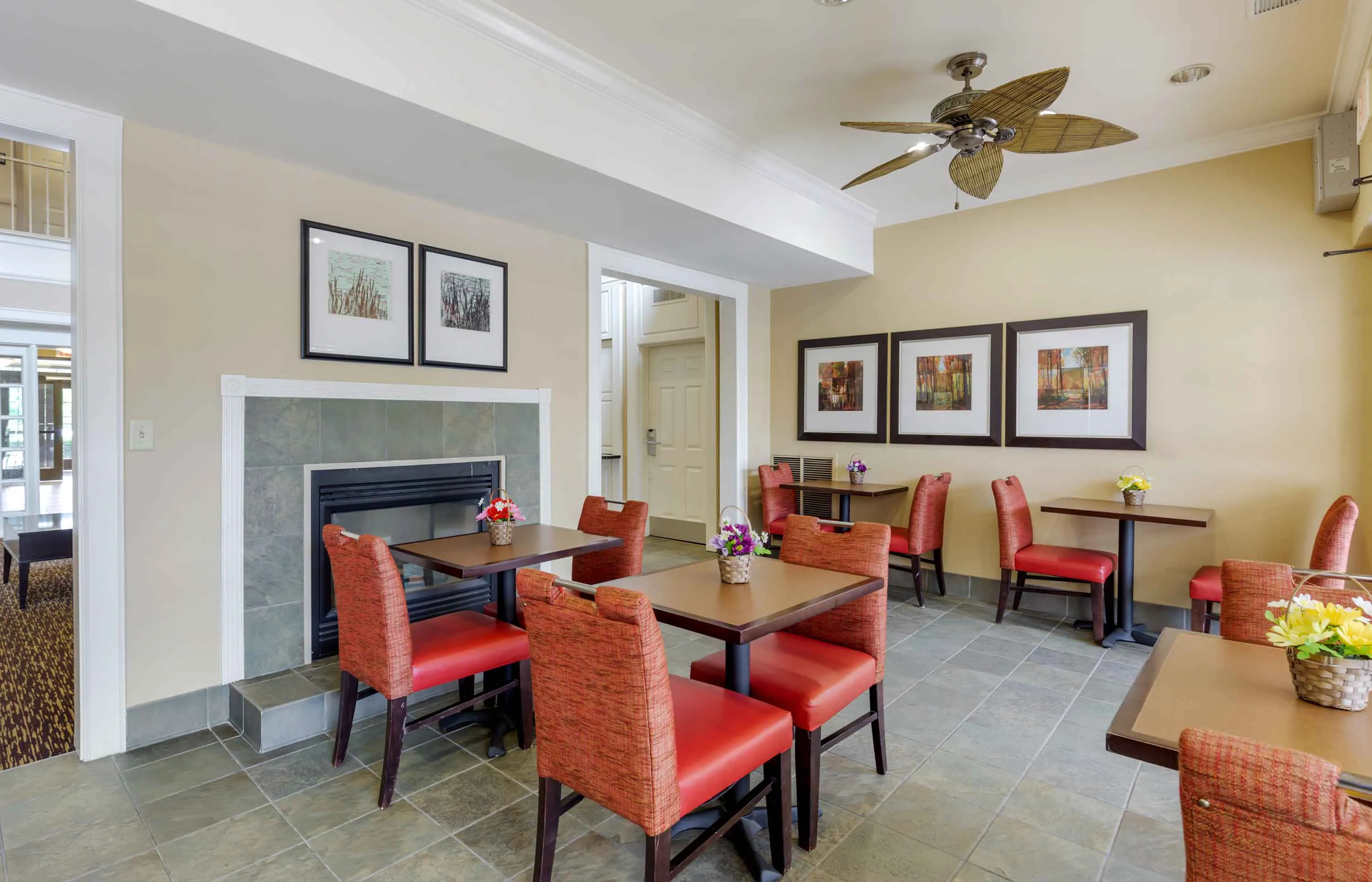 Breakfast Room