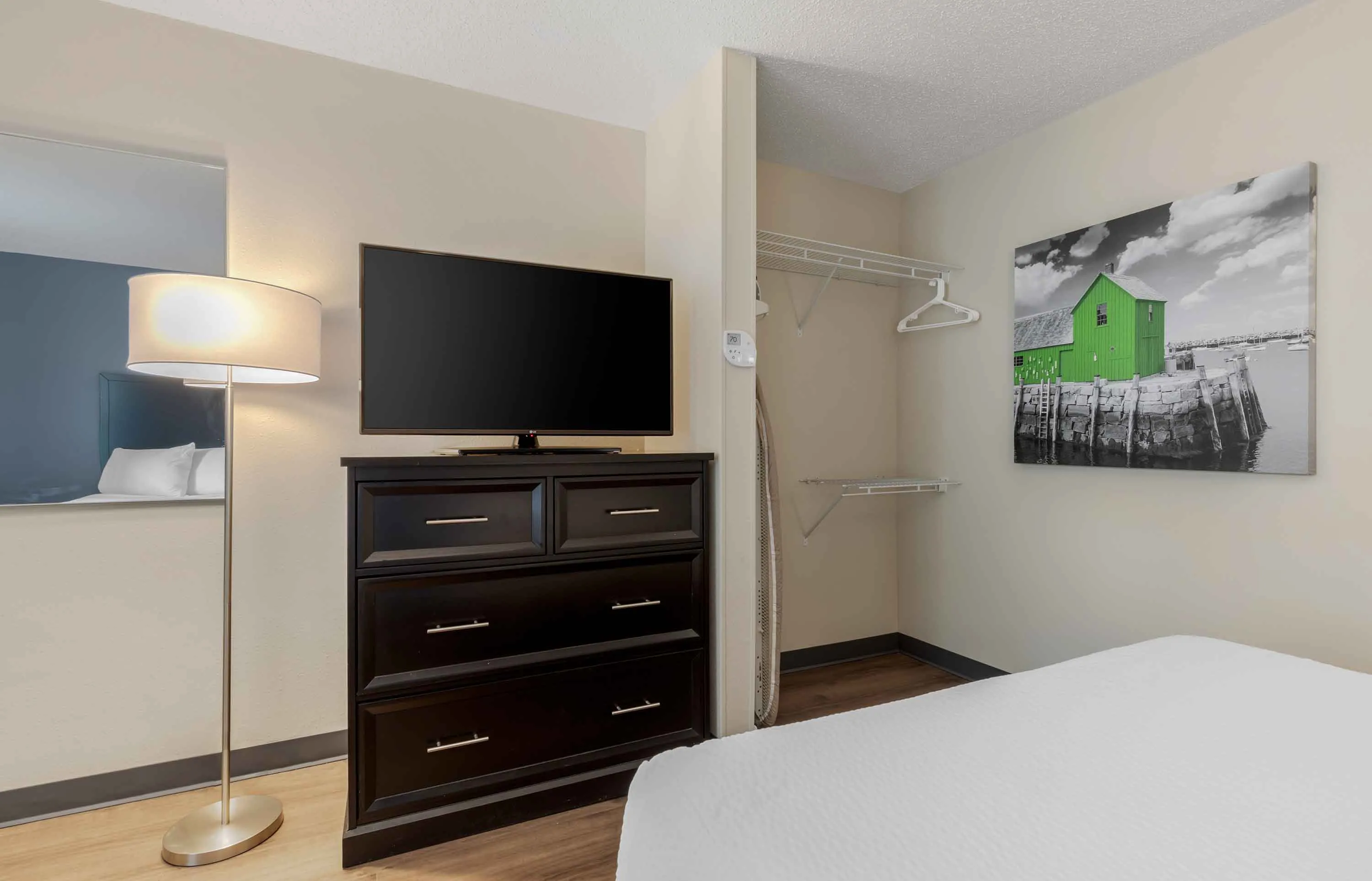 Studio Suite - 2 Full Beds