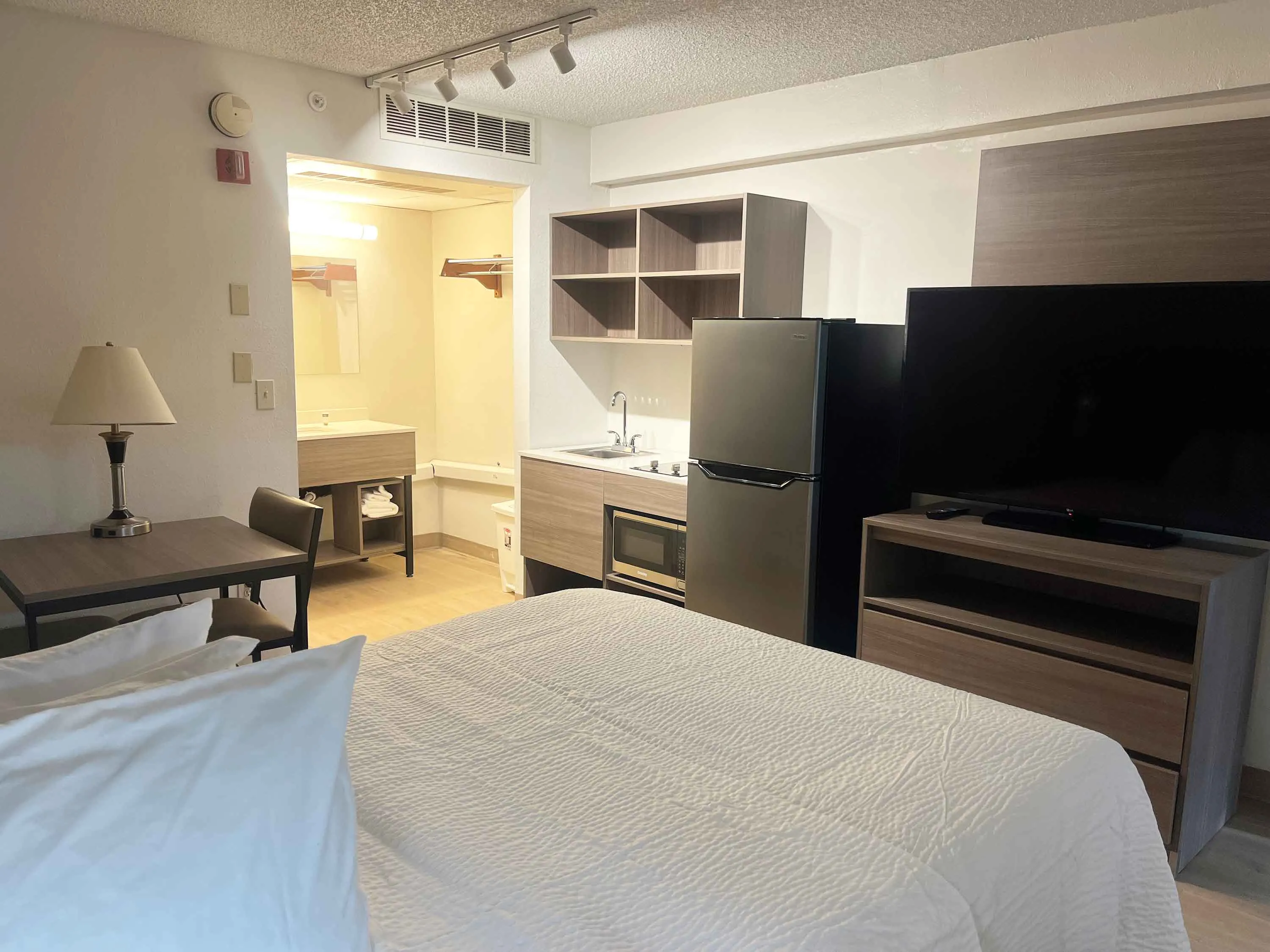 Studio Suite - 2 Queen Beds