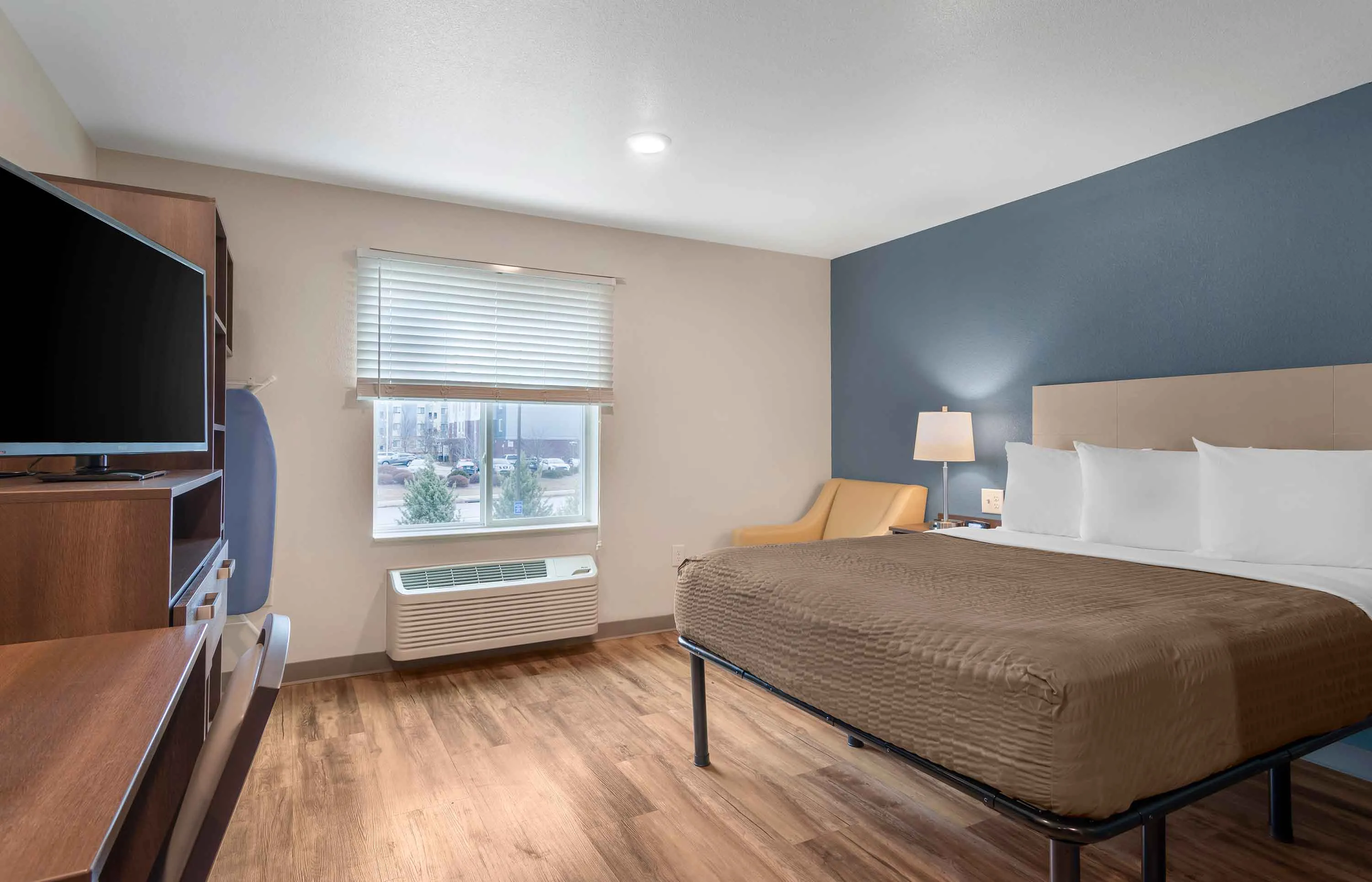Studio Suite - 1 Queen Bed