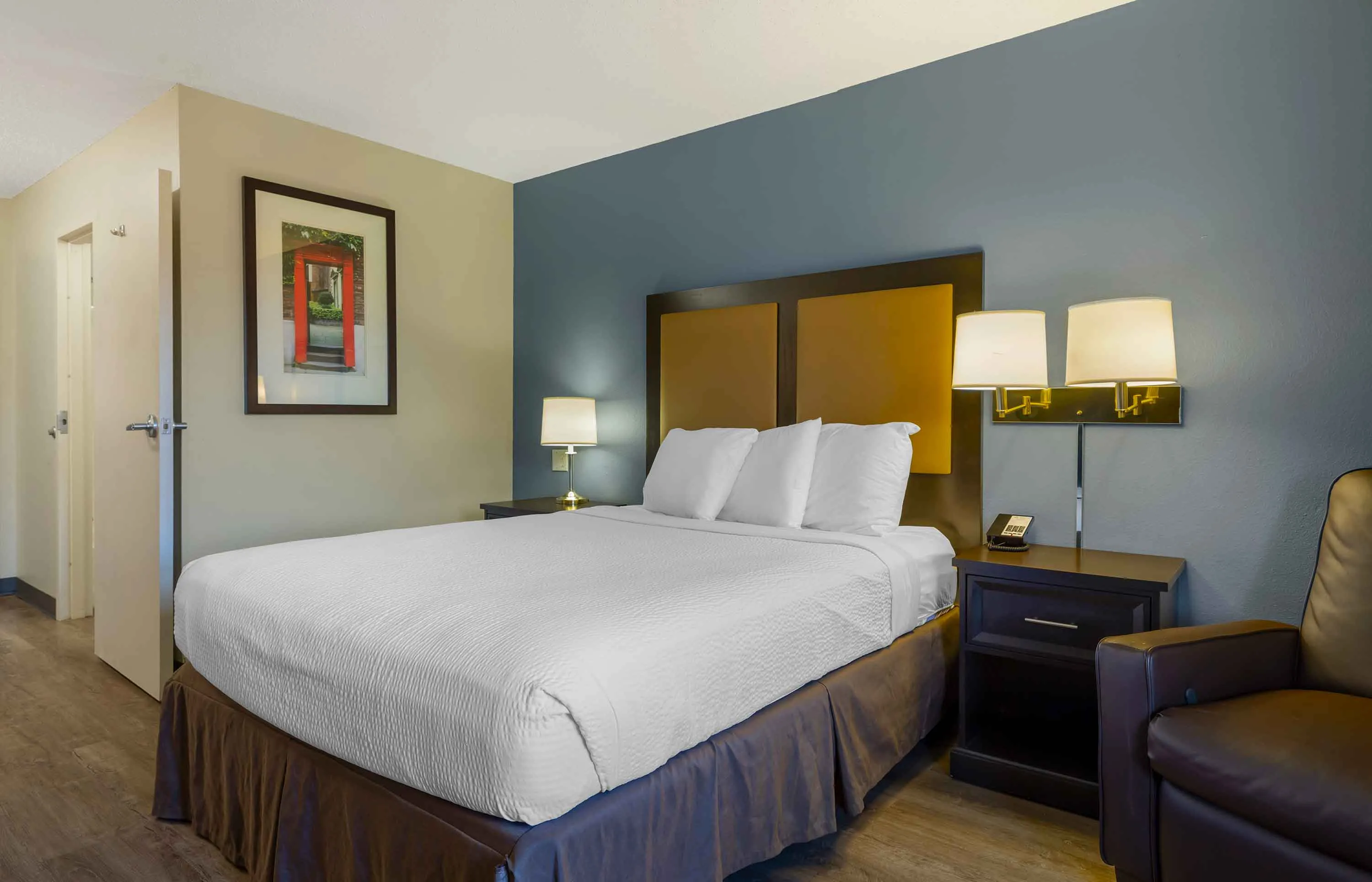 Studio Suite - 1 Queen Bed